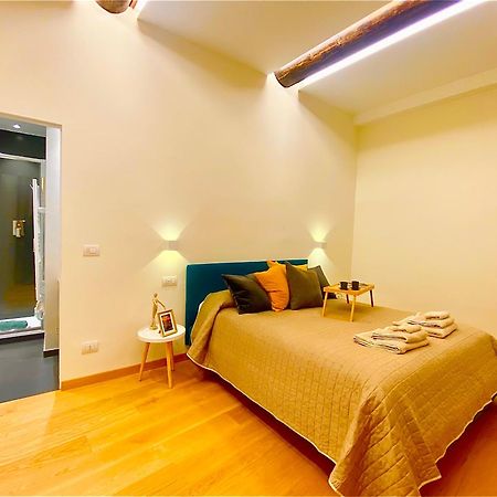 Amazing San Lorenzo 19, Rolli Palace Unesco - Stunning View Overlooking The Cathedral - Free Private Parking- Genova Esterno foto