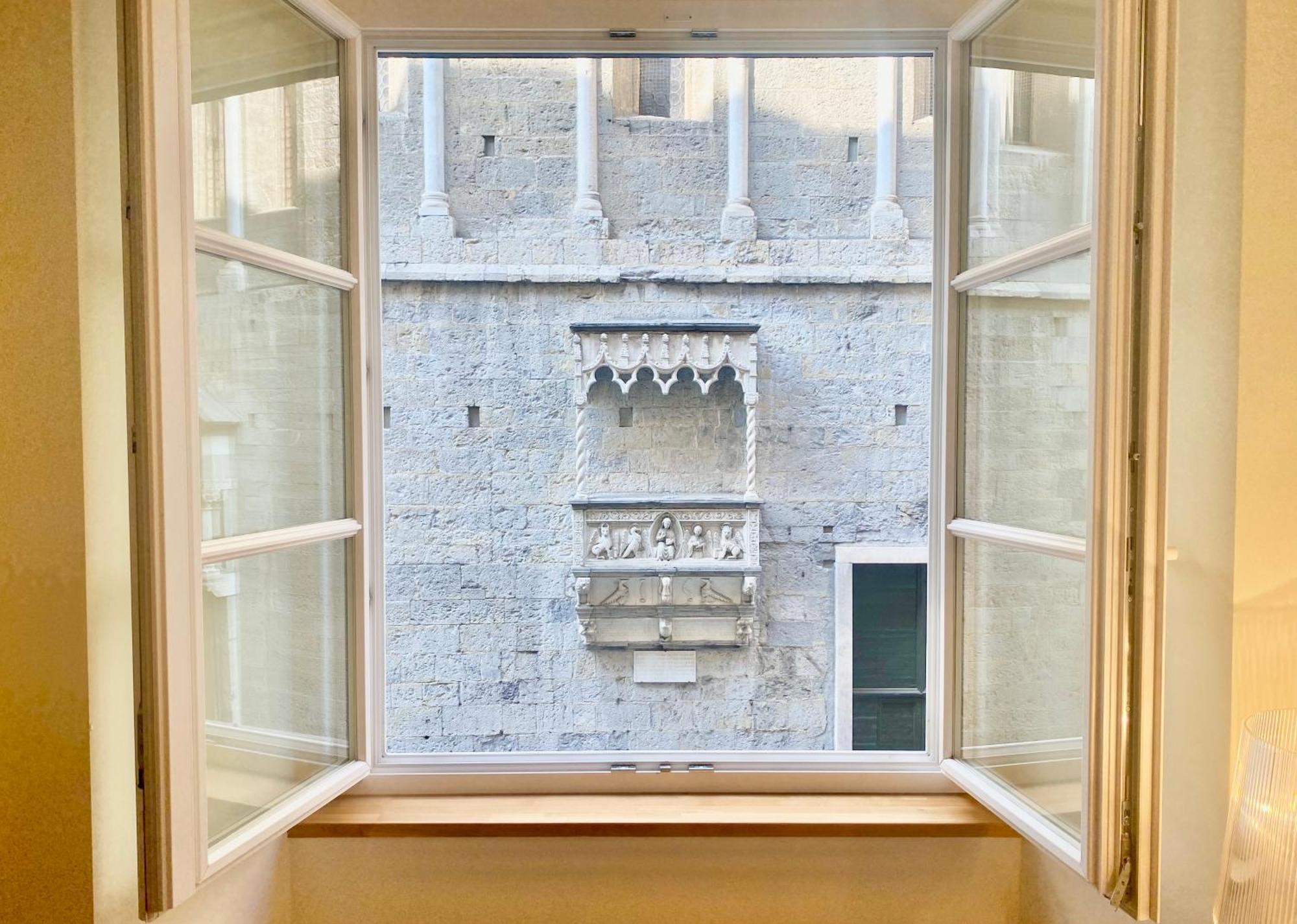 Amazing San Lorenzo 19, Rolli Palace Unesco - Stunning View Overlooking The Cathedral - Free Private Parking- Genova Esterno foto
