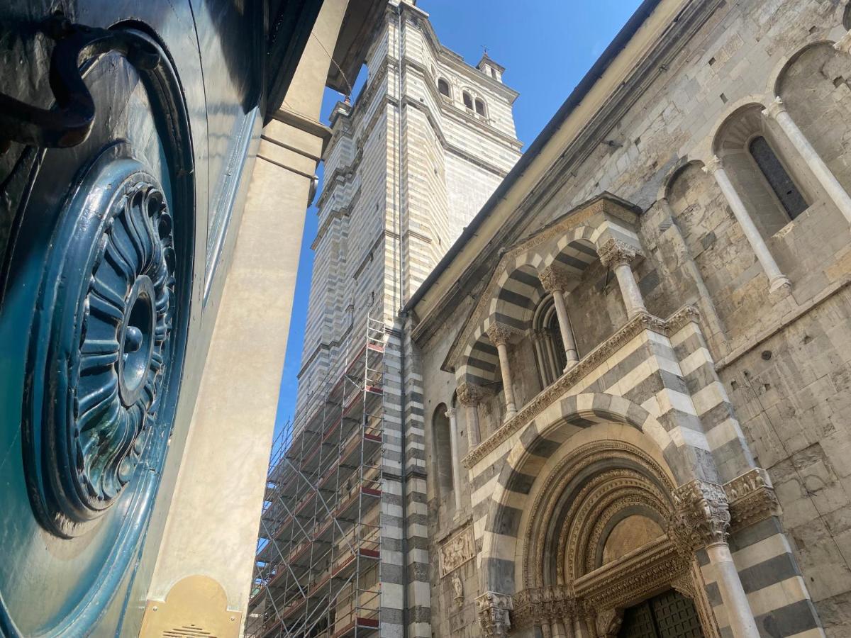 Amazing San Lorenzo 19, Rolli Palace Unesco - Stunning View Overlooking The Cathedral - Free Private Parking- Genova Esterno foto
