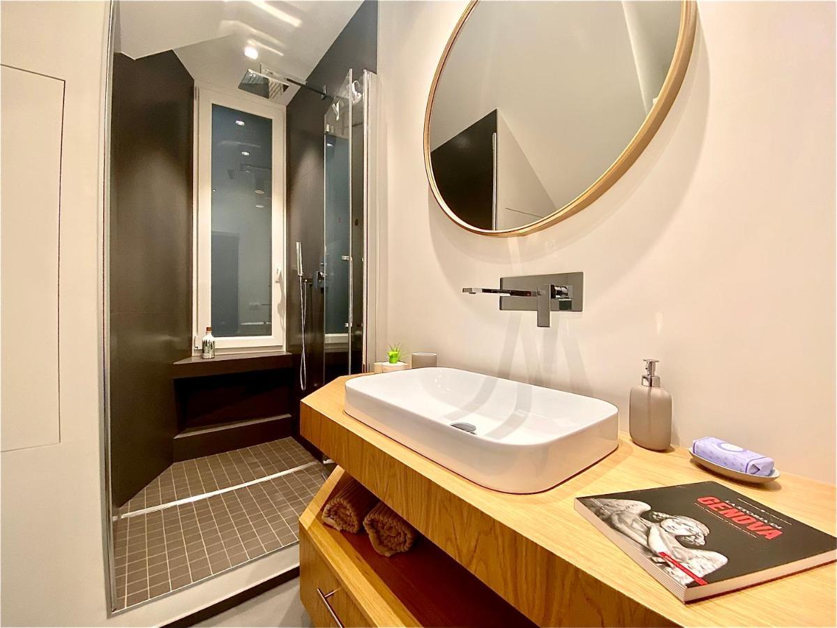 Amazing San Lorenzo 19, Rolli Palace Unesco - Stunning View Overlooking The Cathedral - Free Private Parking- Genova Esterno foto