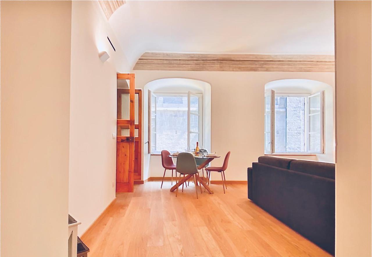 Amazing San Lorenzo 19, Rolli Palace Unesco - Stunning View Overlooking The Cathedral - Free Private Parking- Genova Esterno foto