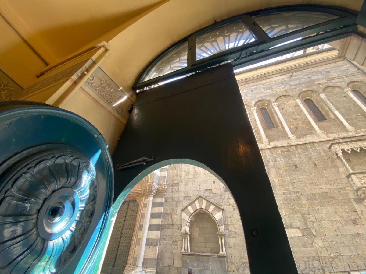 Amazing San Lorenzo 19, Rolli Palace Unesco - Stunning View Overlooking The Cathedral - Free Private Parking- Genova Esterno foto
